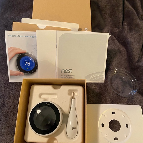 Nest Generation 3 Thermostats - Picture 2 of 6